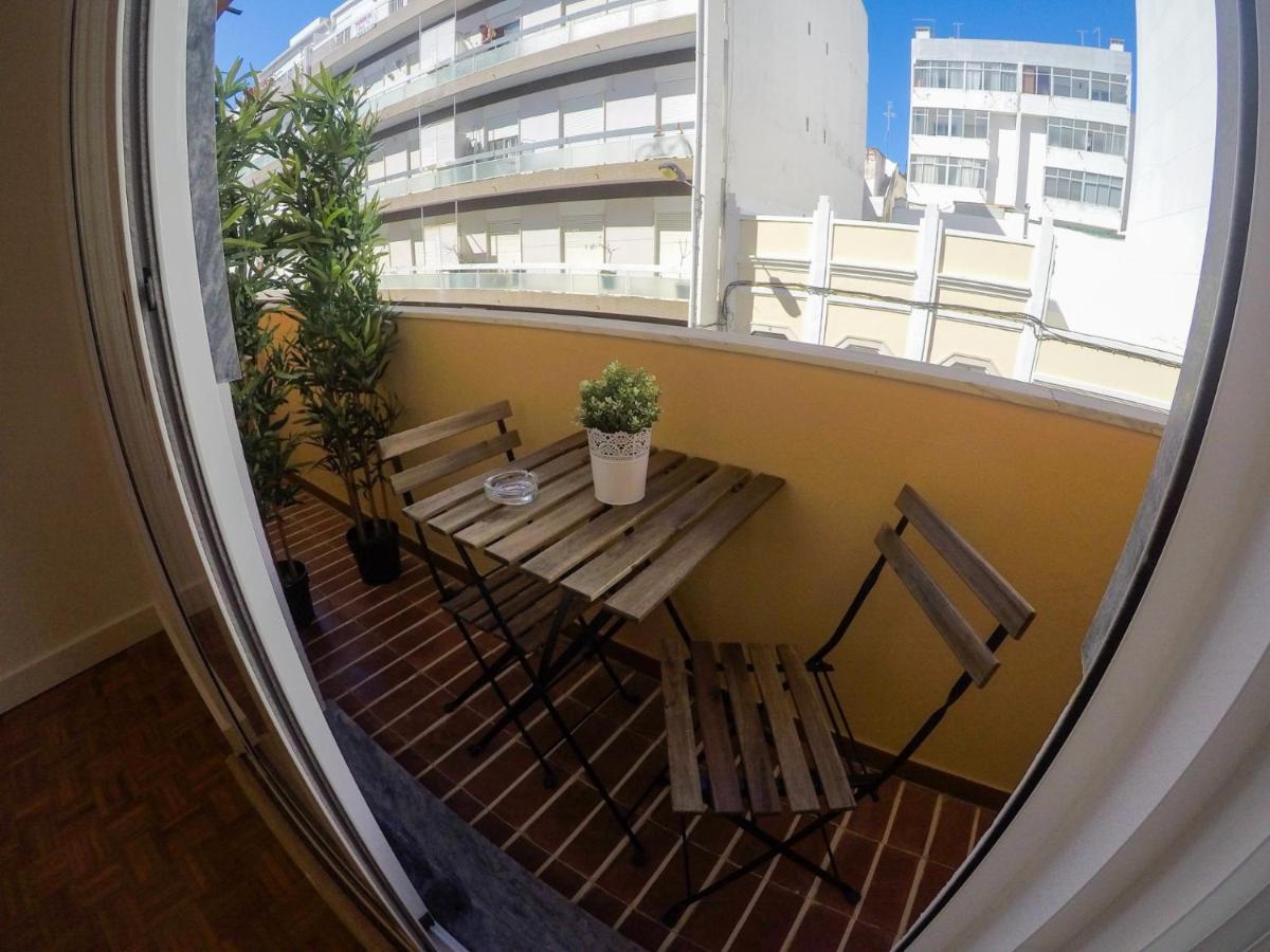 Luxury Flat In Faro Apartment Luaran gambar